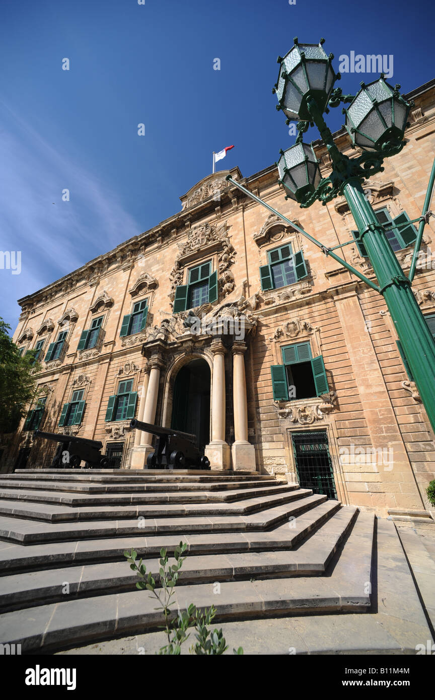 L'Auberge de Castille, cabinet du Premier Ministre de Malte, les Chevaliers de St Jean a également occupé le bâtiment. Banque D'Images