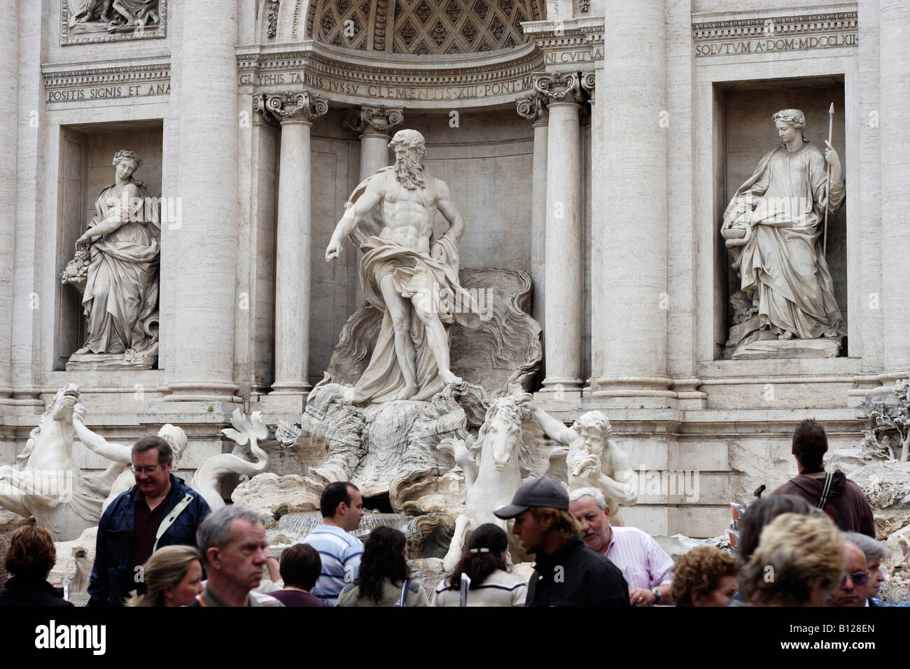 Fontana di Trevi à Rome Banque D'Images