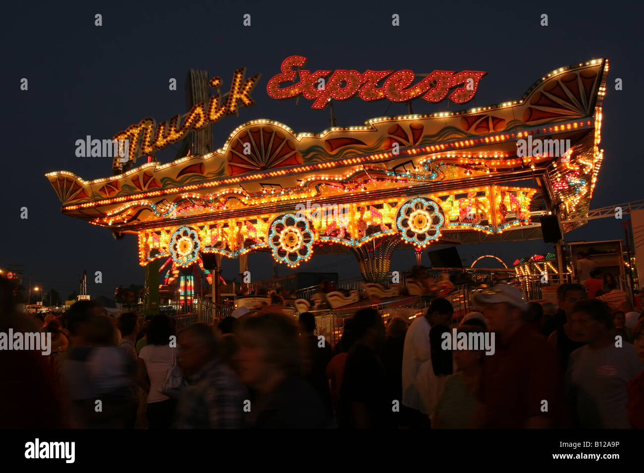 Musik express Banque de photographies et d’images à haute résolution ...