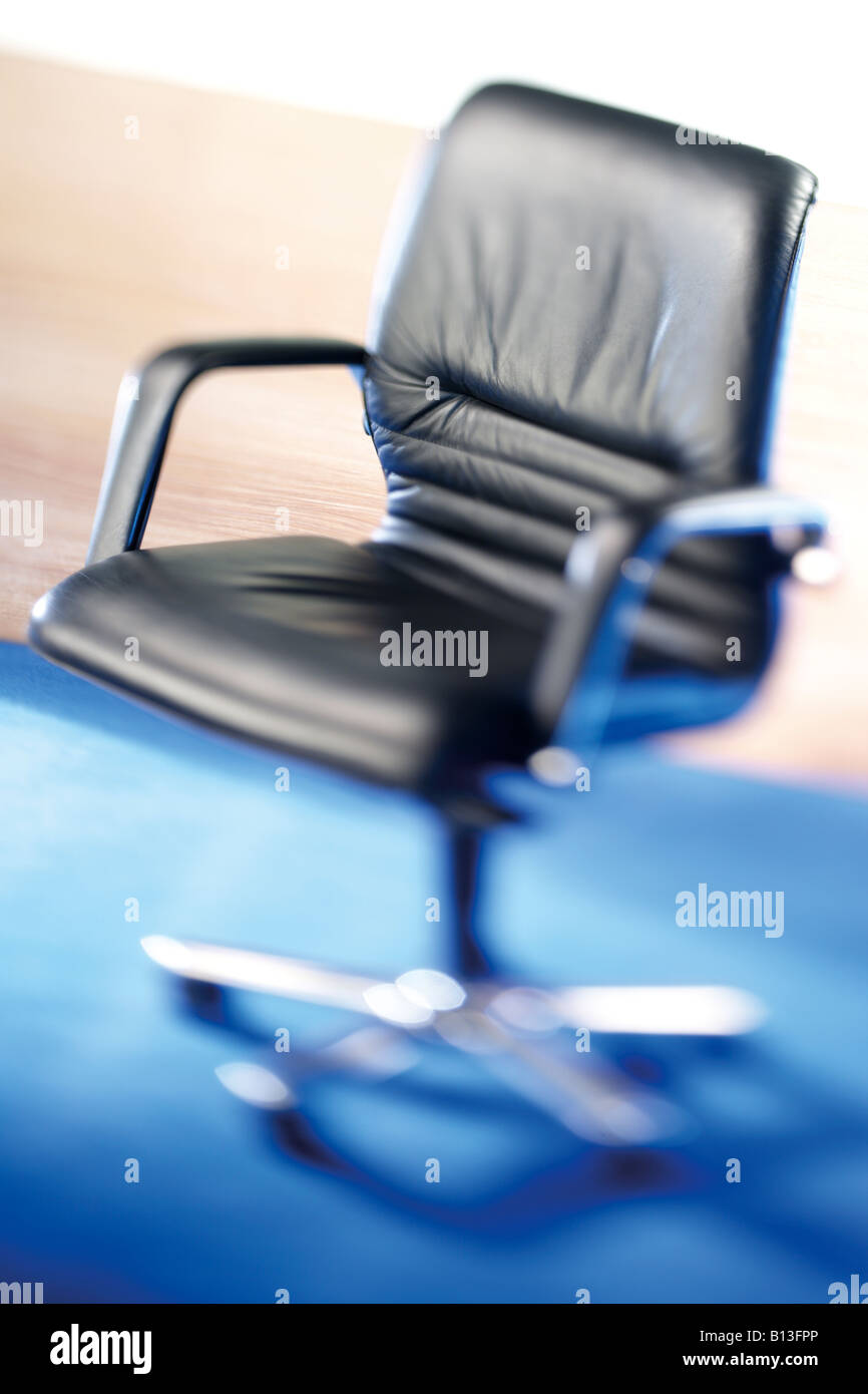 Chaise de bureau en cuir Banque D'Images