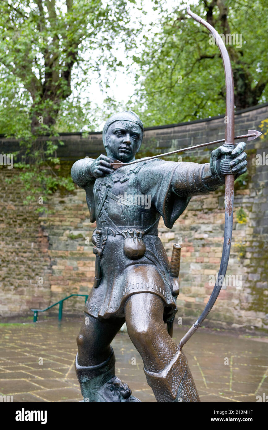 Statue en bronze de Robin Hood Nottingham UK Europe Banque D'Images