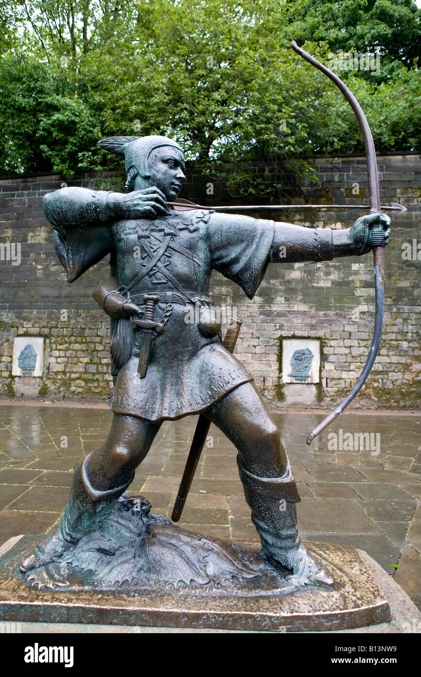 Statue en bronze de Robin Hood Nottingham UK Europe Banque D'Images