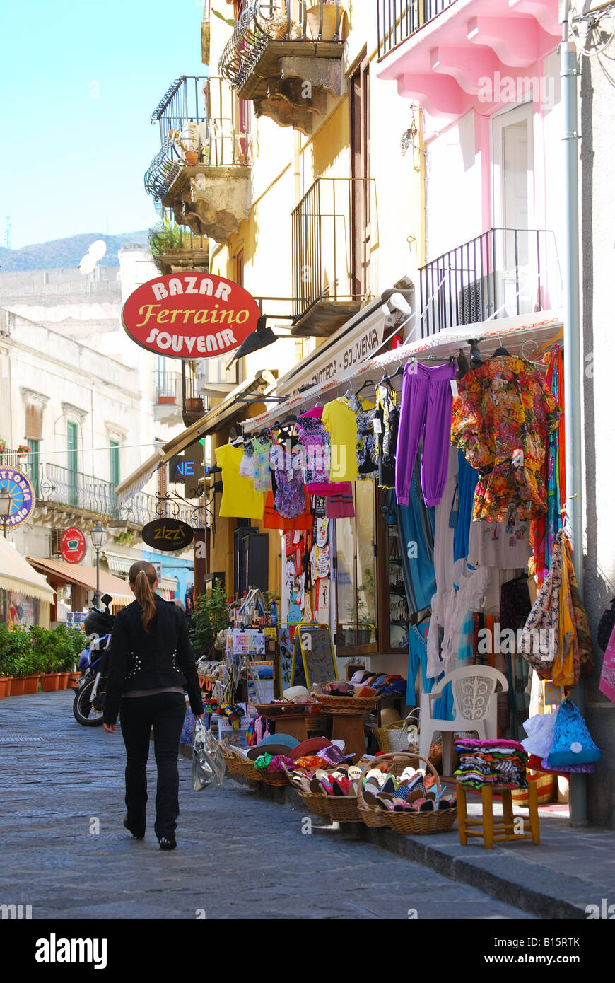 Boutiques de souvenirs, Lipari, Isola Lipari, Messine, Sicile, Italie Province Banque D'Images