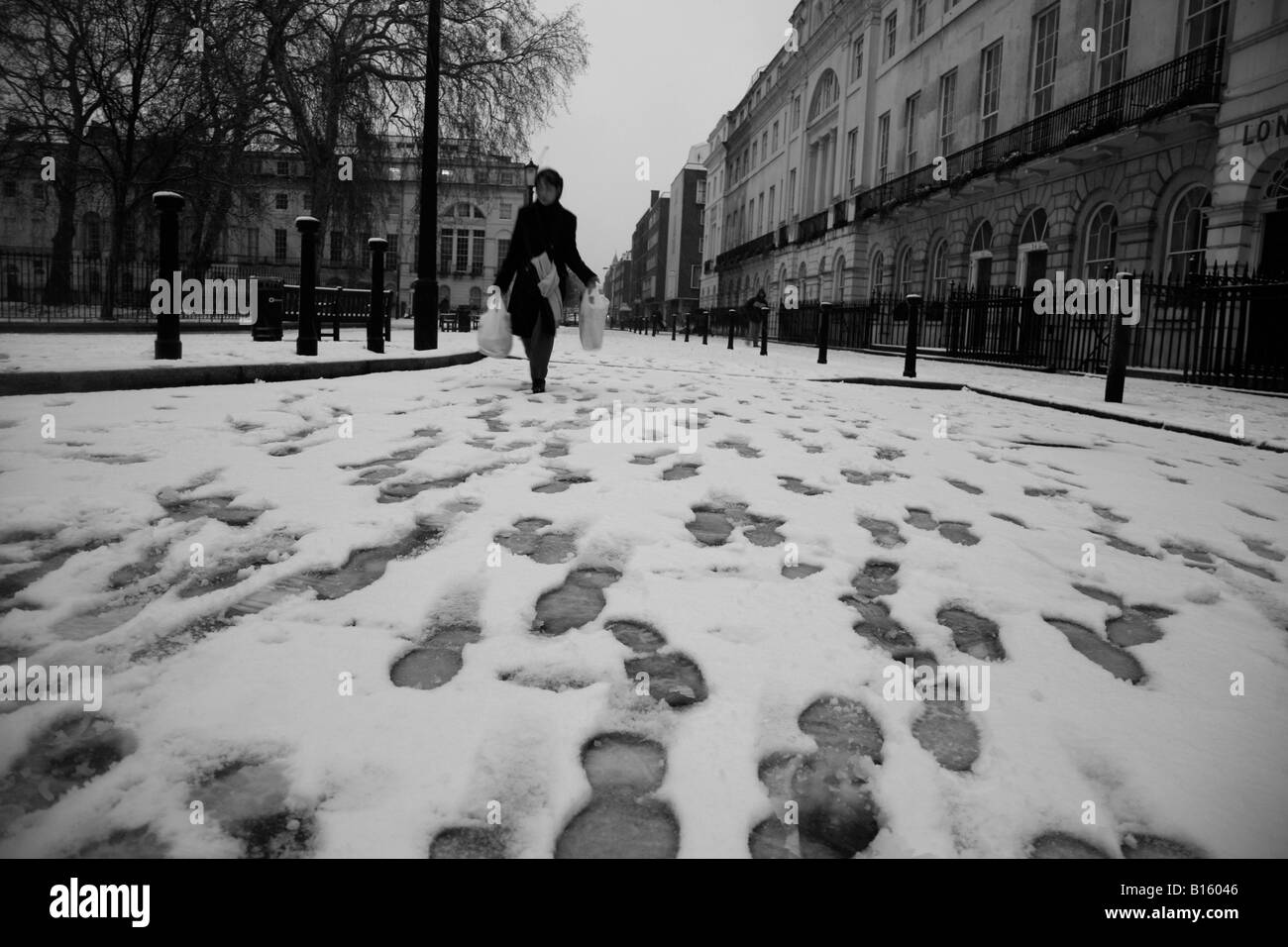 L'empreinte de neige à Fitzroy Square, Londres, Fitzrovia Banque D'Images