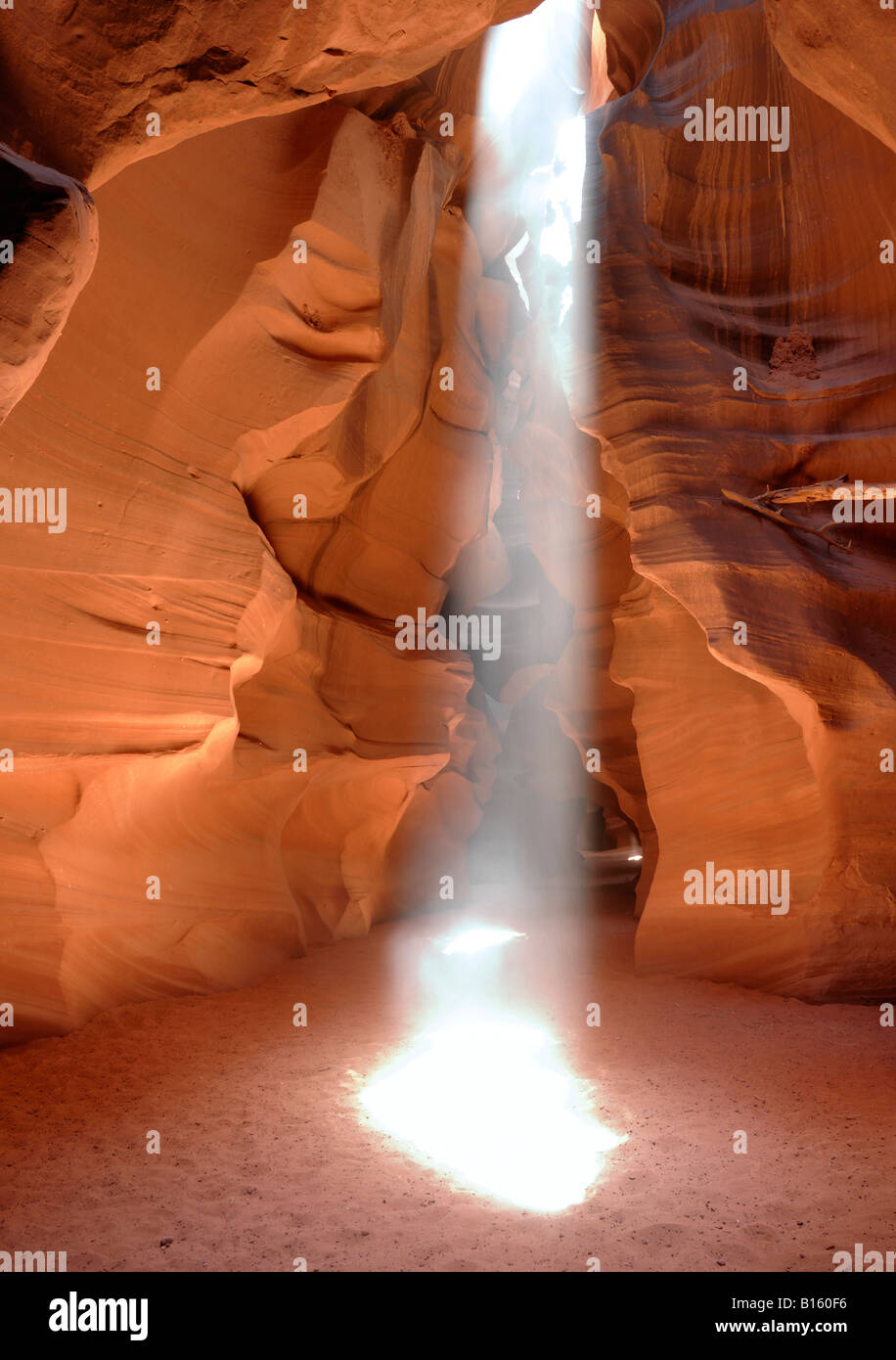 Upper Antelope Canyon faisceau de lumière Banque D'Images