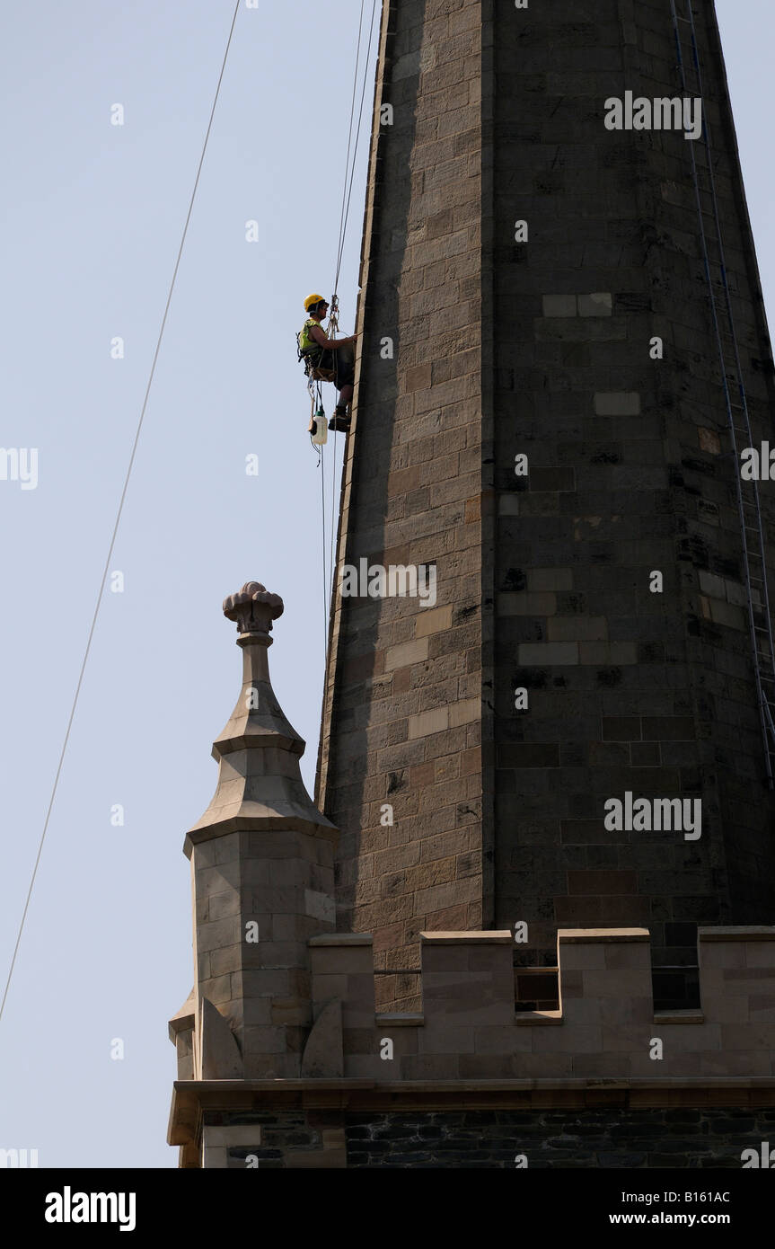 Steeplejacks la restauration de la spire au St Columb s église cathédrale Co Londonderry Derry City Banque D'Images