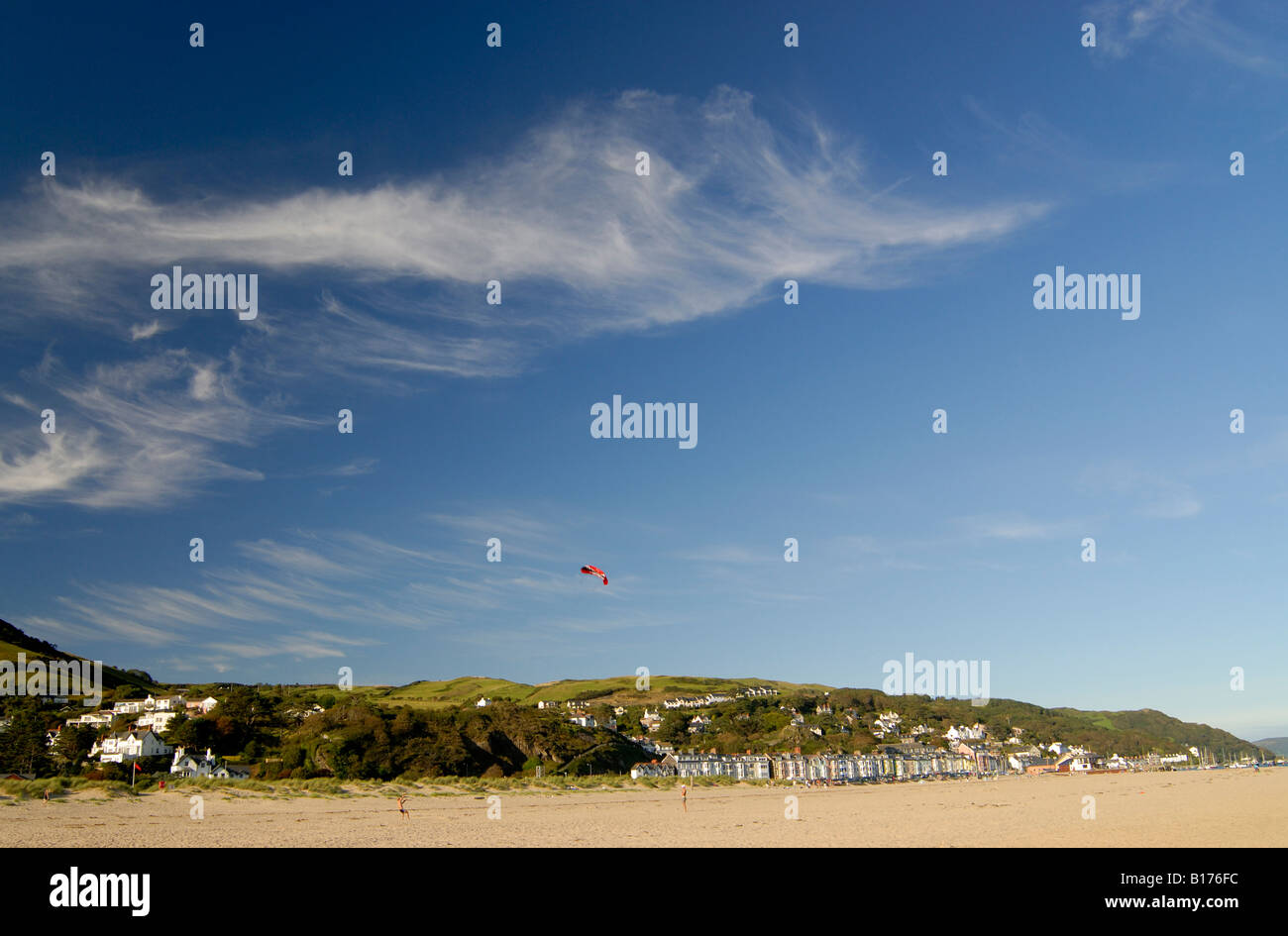 Logement en bord de plage et de Aberdyfi Banque D'Images