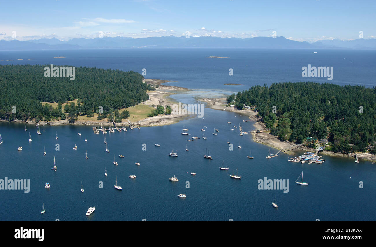 L'île Protection et de Newcastle Island au large de Nanaimo. L'île Protection est peuplée par 350 habitants et dispose d'un pub comme flottante Banque D'Images