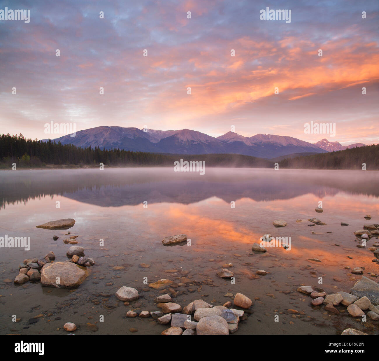 Patricia Lake, Jasper National Park, Alberta, Canada Banque D'Images