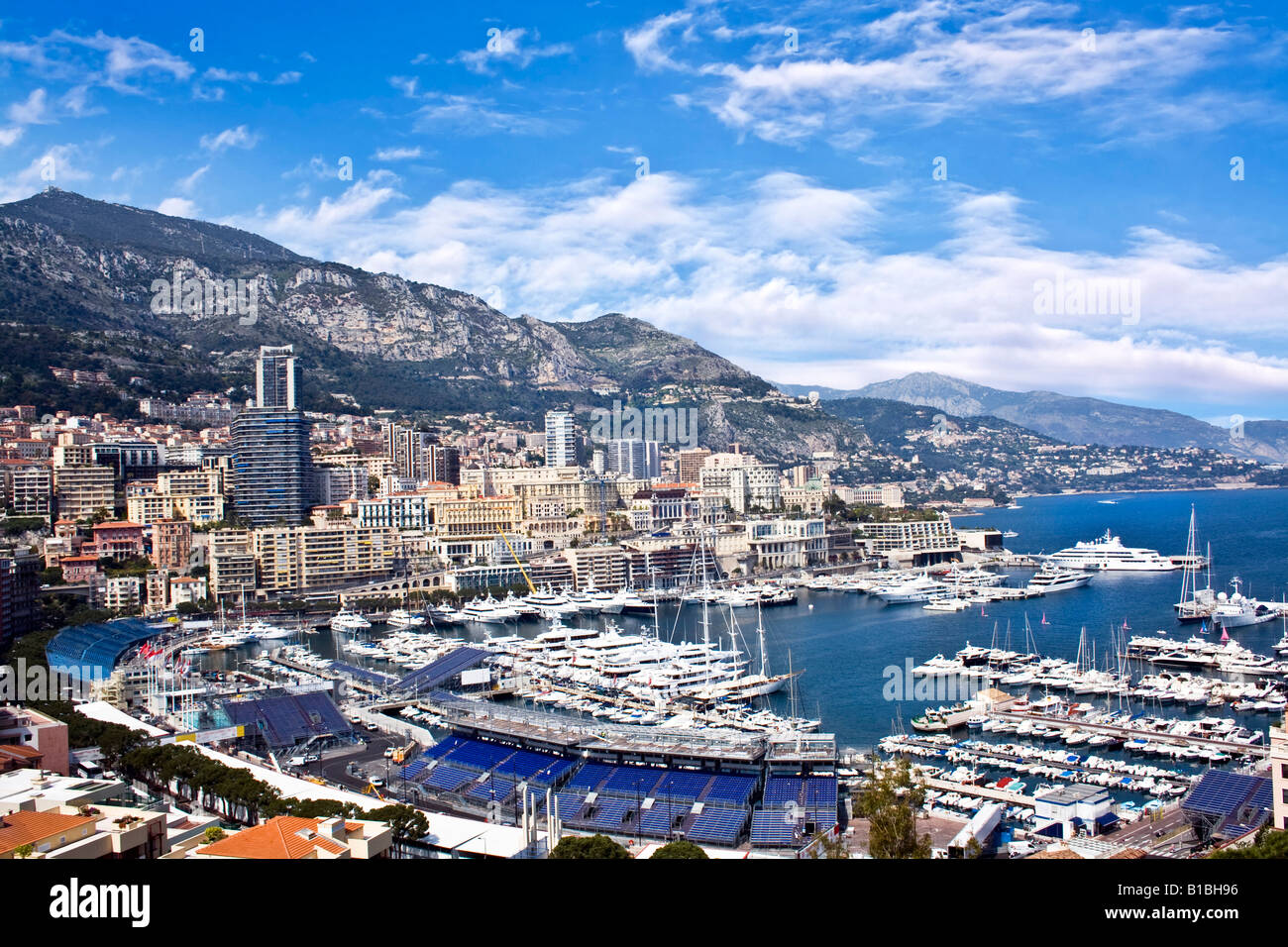 MONACO, MONTE CARLO. Vue sur le port d'Hercule, La Condamine, Monte Carlo, Monaco Banque D'Images