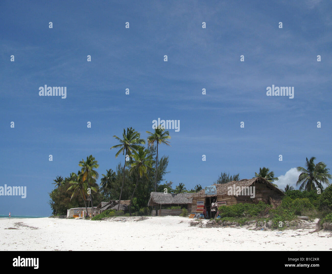 Géographie / billet, la Tanzanie, La Glacerie, plages, Bwejuu Beach, plage de sable avec Additional-Rights Clearance-Info-cabanes,-Not-Available Banque D'Images