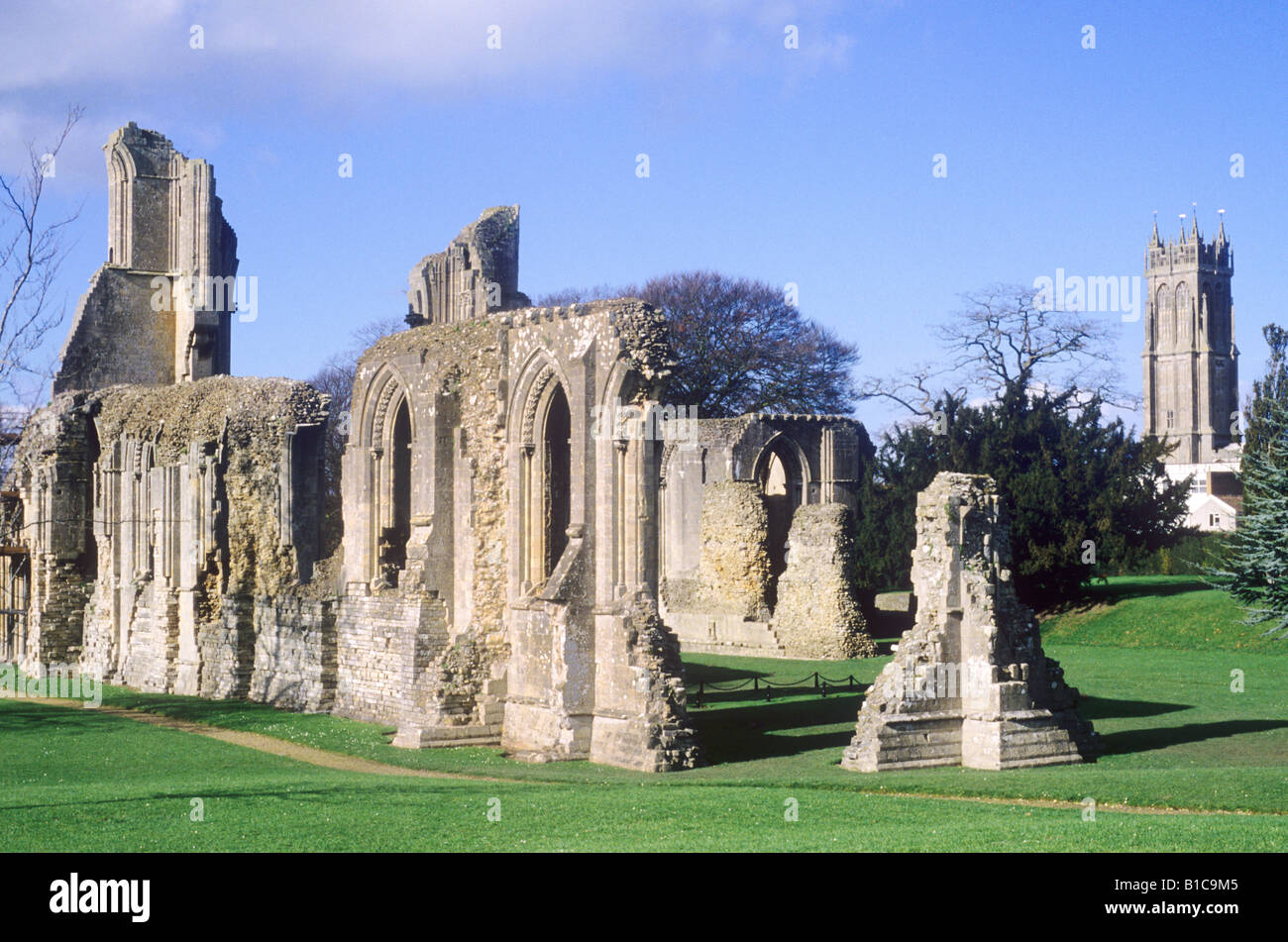 Glastonbury Abbey ruins English 13e siècle bâtiment architecture monastique médiéval du Roi Arthur Avalon la reine Guenièvre legend Banque D'Images