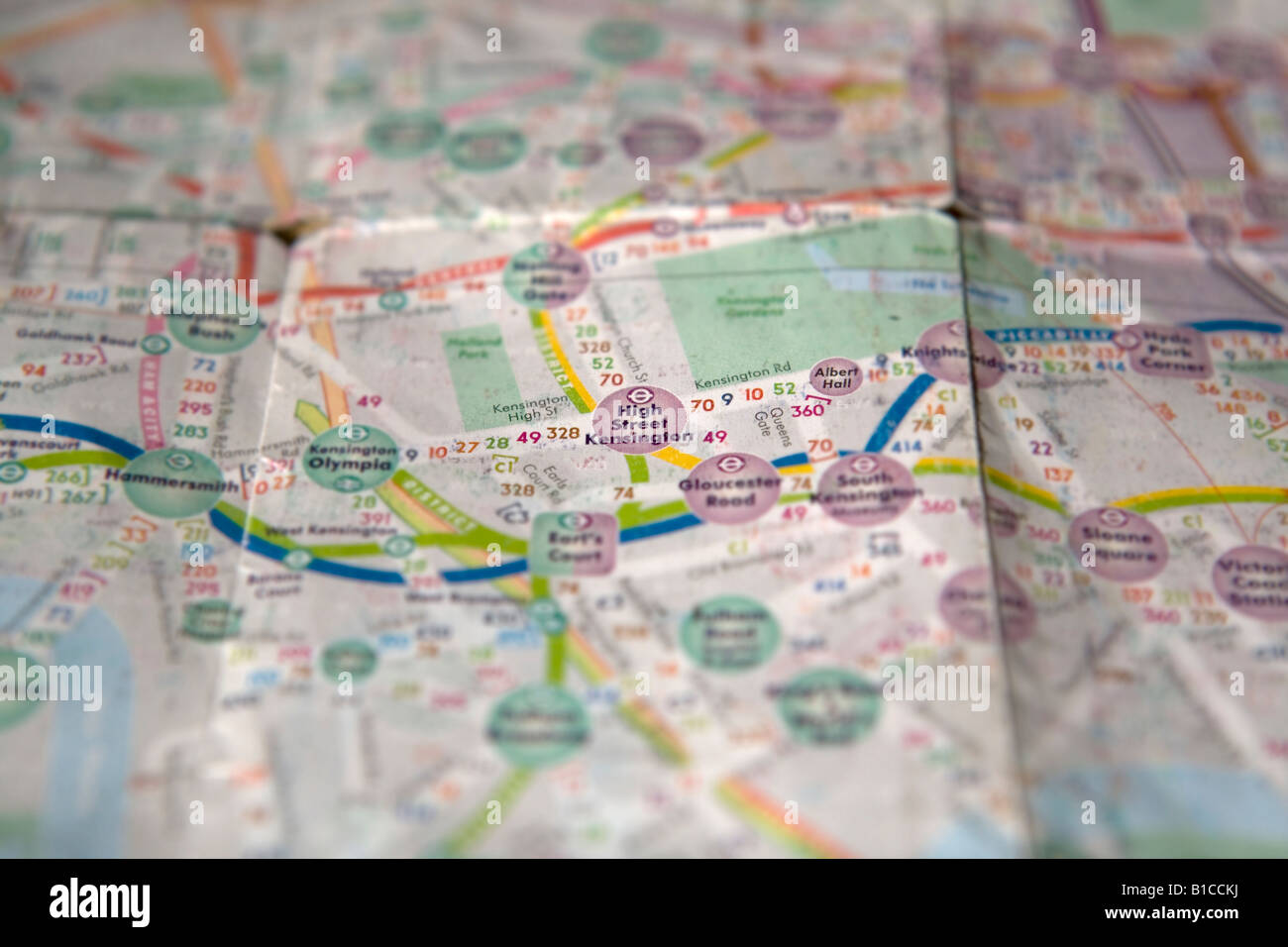 High Street Kensington a mis en évidence sur une carte de Londres produit par Quickmap. Banque D'Images