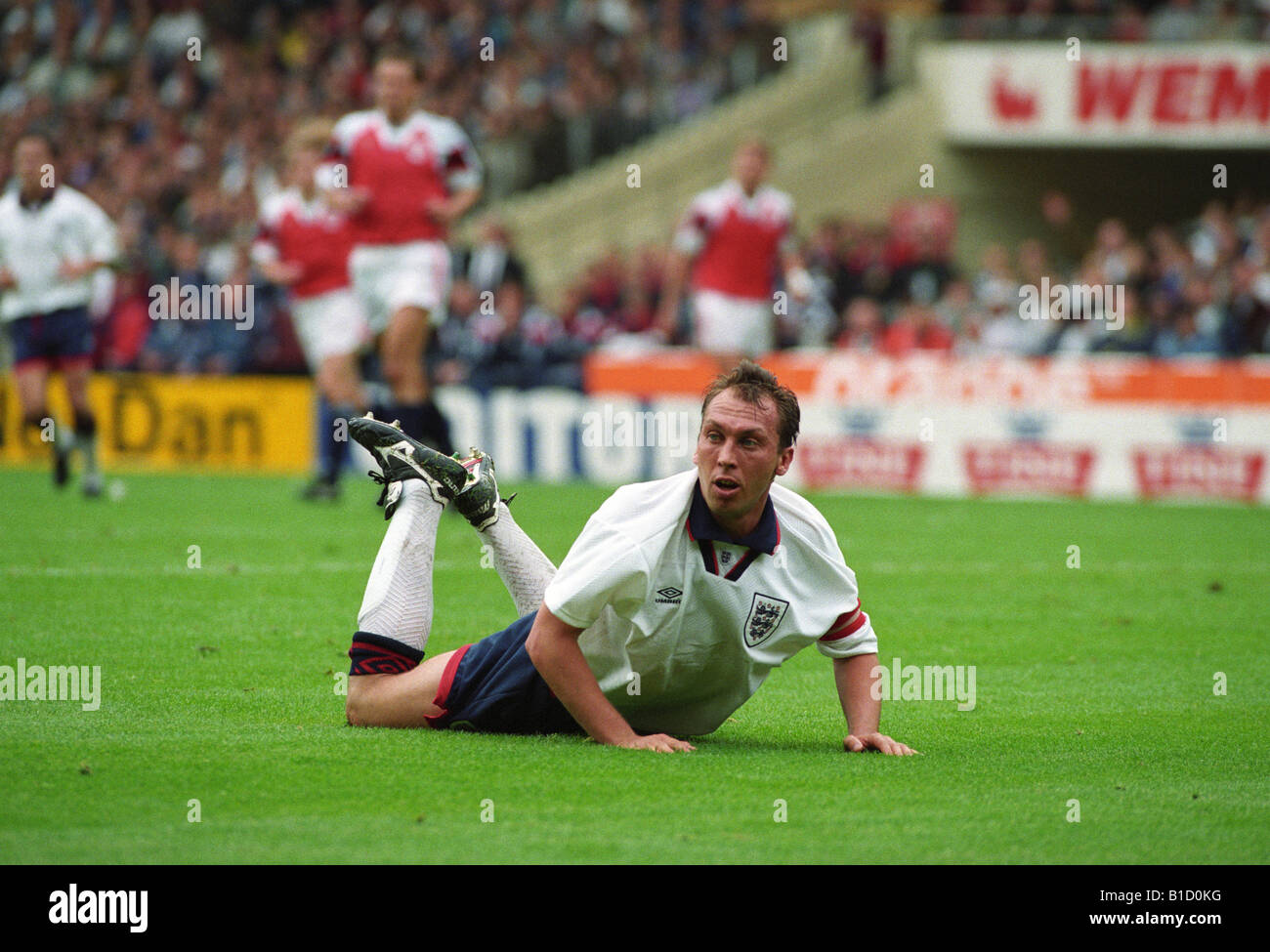 L'Angleterre v la Norvège à Wembley 22 5 1994 David Platt Banque D'Images