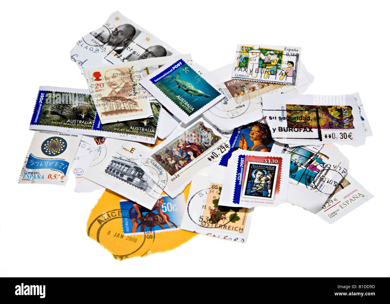 Mélange d'affranchis utilisé des timbres internationaux de divers pays Banque D'Images
