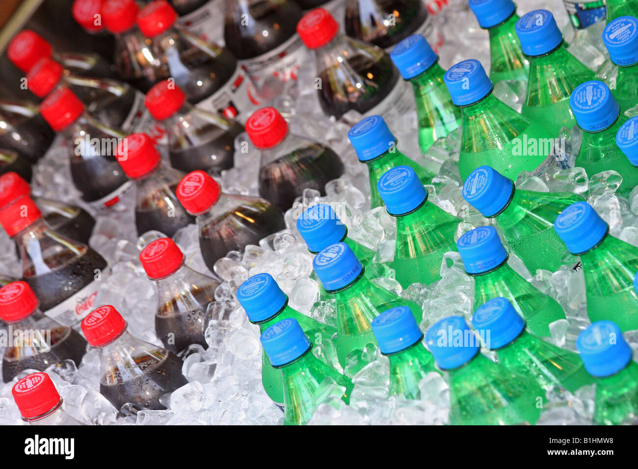 Bouteilles de boissons gazeuses Banque D'Images