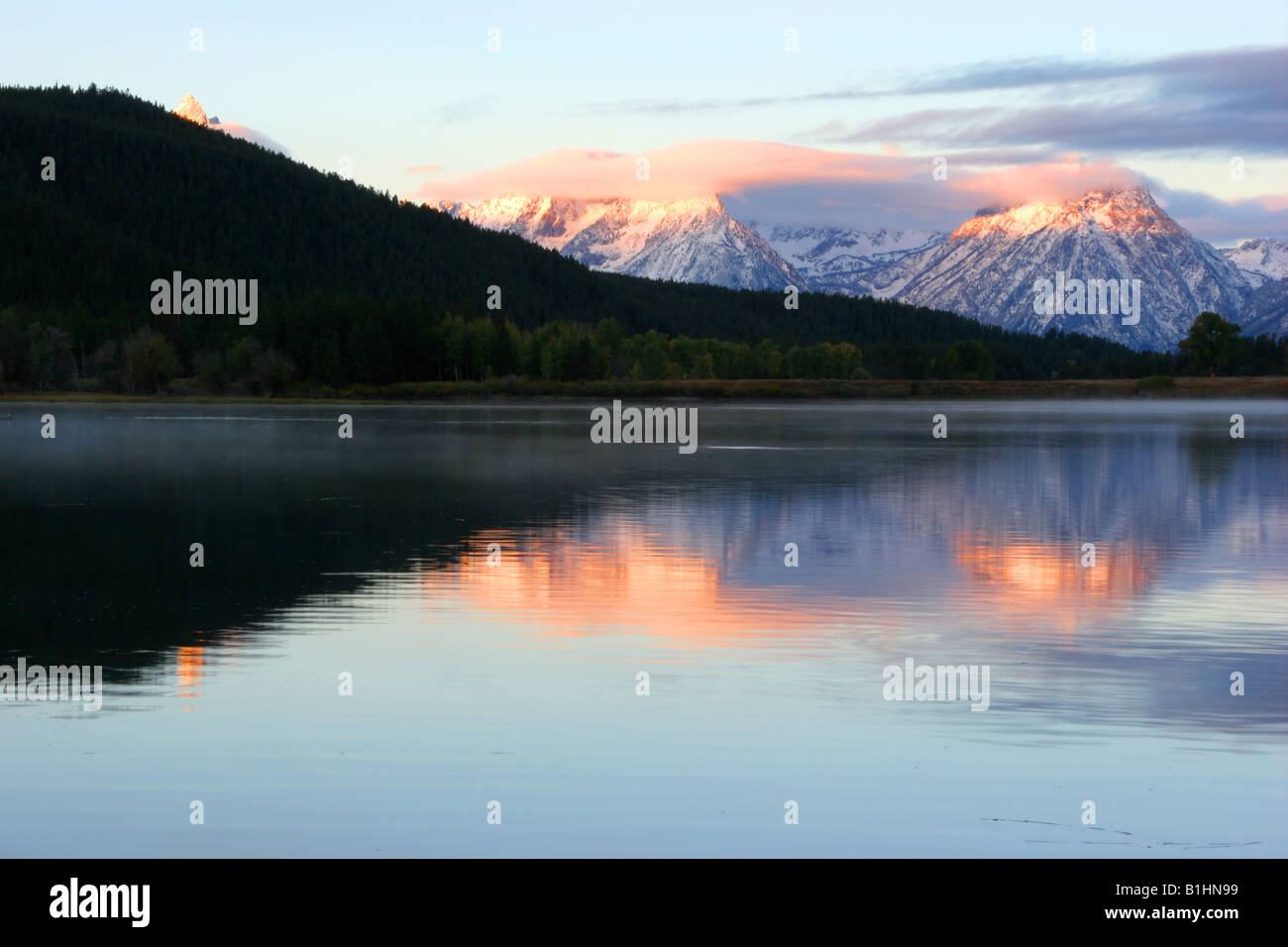 L'aube sur la rivière Snake, parc national de Grand Teton, Wyoming Banque D'Images