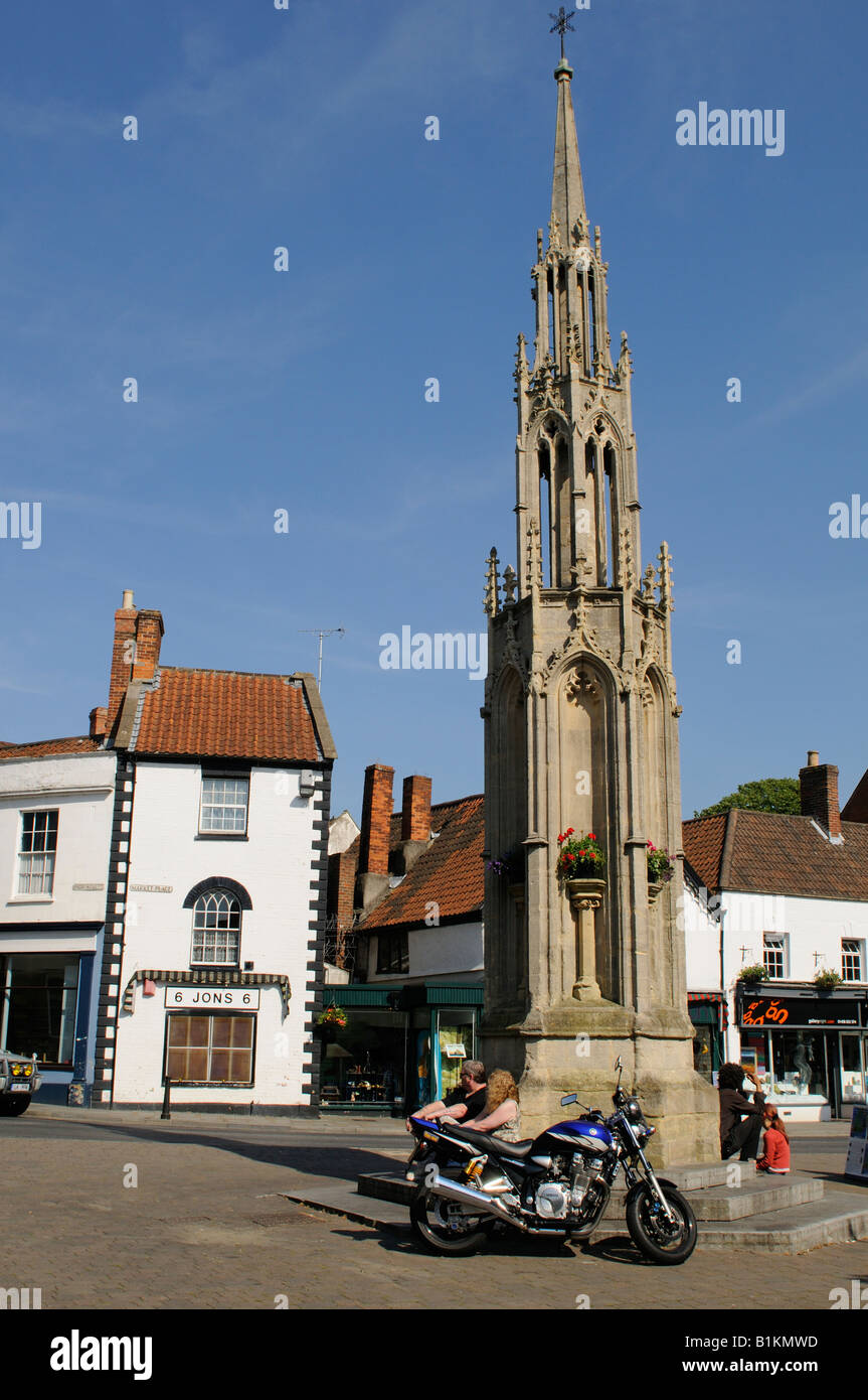 Place du marché de Glastonbury, Somerset, England UK Banque D'Images