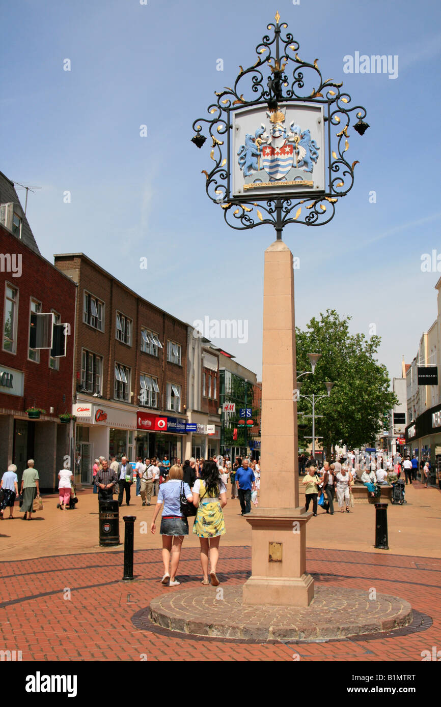 High street chelmsford Essex County panneau orné magasins du centre-ville angleterre uk go Banque D'Images