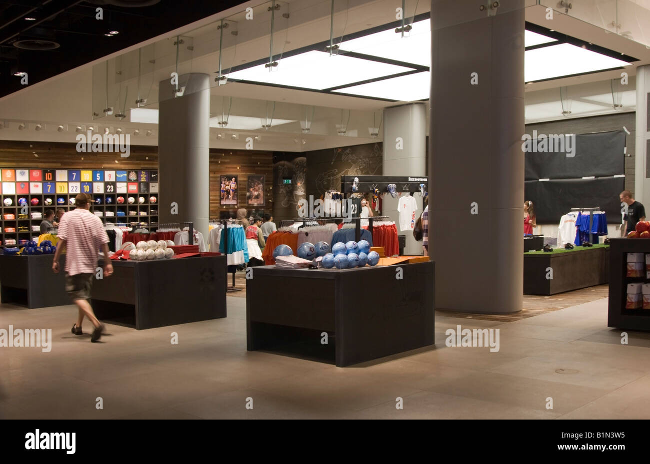 nike store london