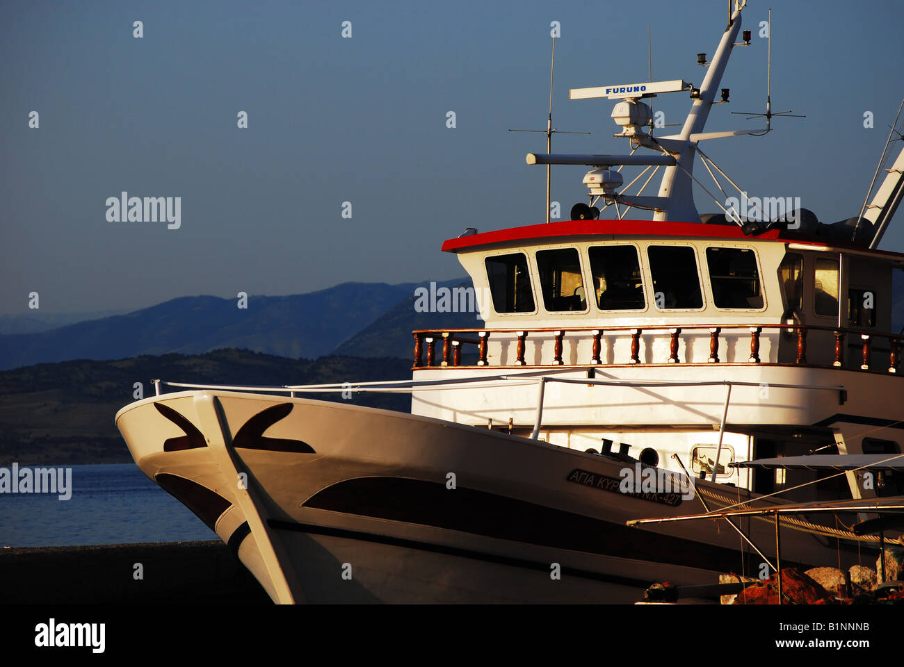 Proue d'un petit navire de ligne Banque D'Images