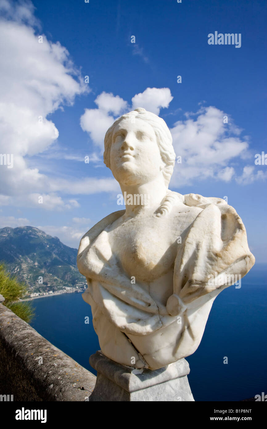 Villa Cimbrone Statue Ravello Côte Amalfitaine Campanie Italie Banque D'Images