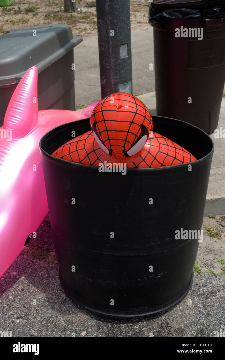 Spiderman est relégué à un peut à Carrabelle annuel Festival Riverfront Carrabelle en Floride Banque D'Images
