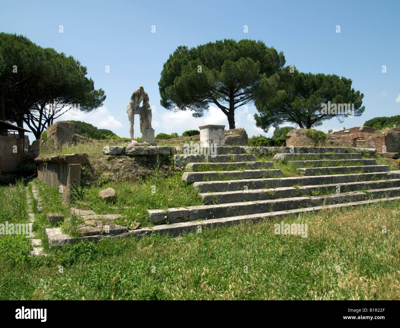 La Rome antique : Ostia Antica (près de Rome) : temple de Jupiter Banque D'Images