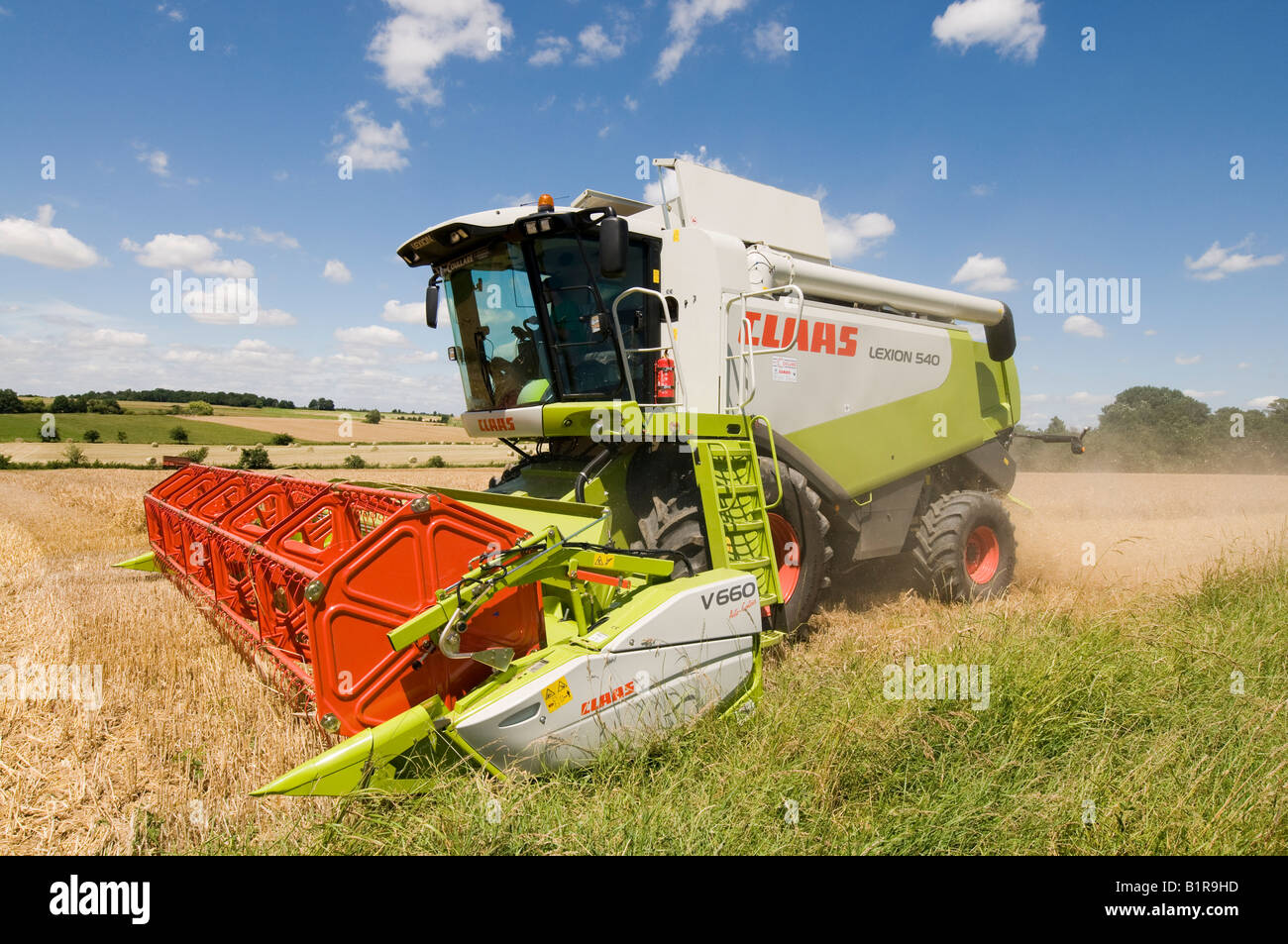 Première sortie du nouveau 'rendmt Lexion Claas 540' à la moissonneuse-batteuse, sud-Touraine, France. Banque D'Images