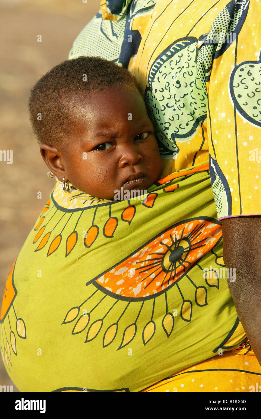 echarpe africaine porte bébé