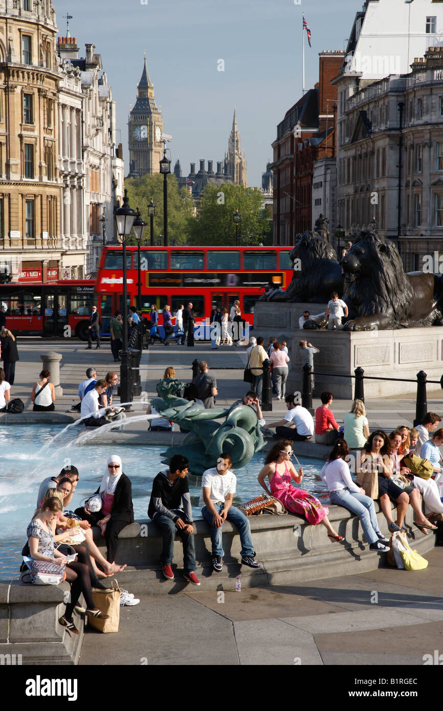 Fontaine, Trafalgar Square, Londres, Grande-Bretagne, Europe Banque D'Images