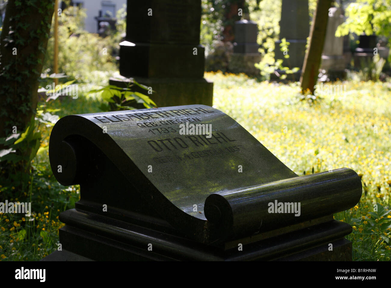Pierre tombale d'Otto Riehl, Alter Friedhof Suedlicher, ancien Cimetière du Sud, Isarvorstadt, Munich, Bavaria, Germany, Europe Banque D'Images