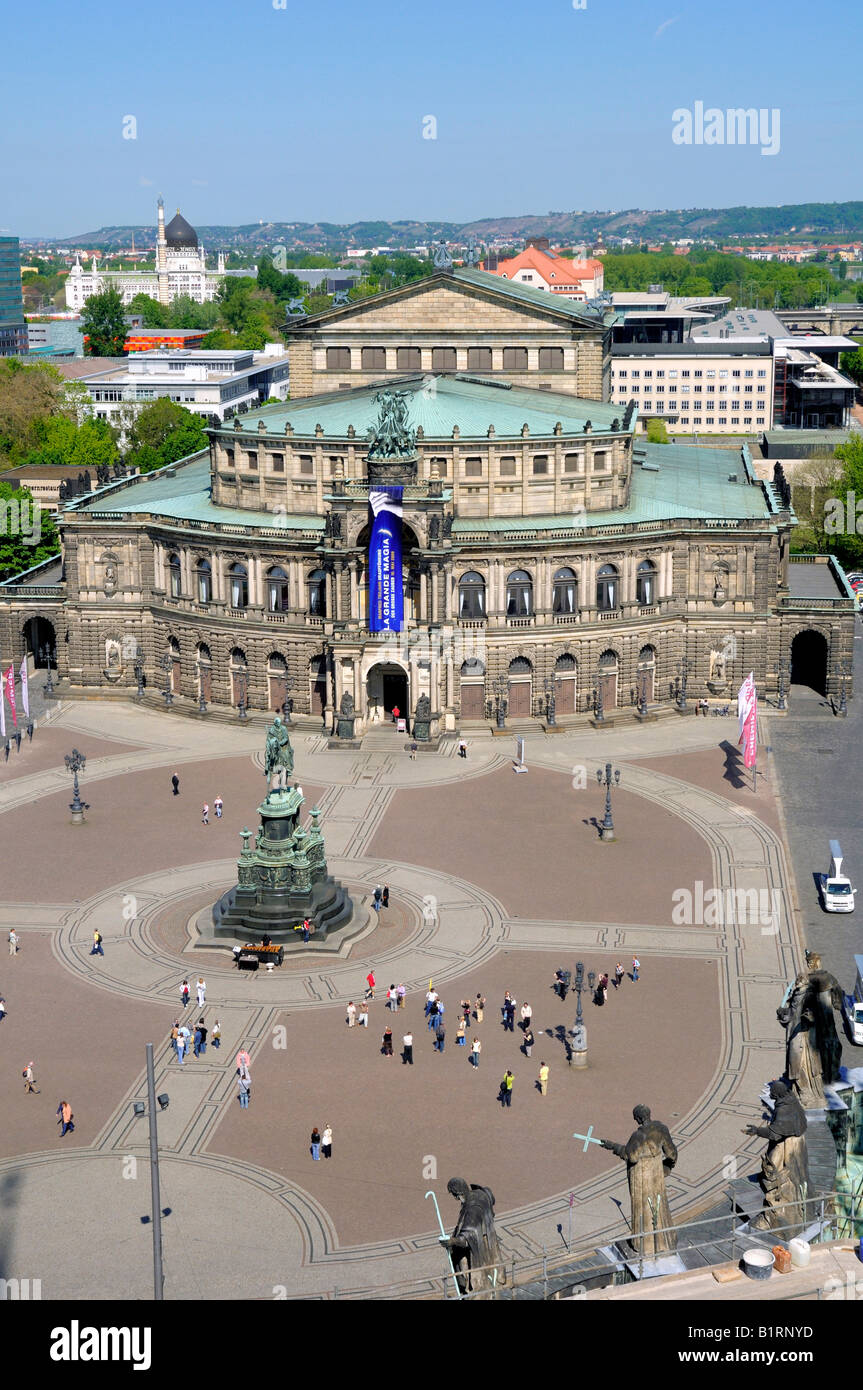 L'opéra Semperoper, Saxon et Yenidze, Dresde, Saxe, Allemagne, Europe Banque D'Images