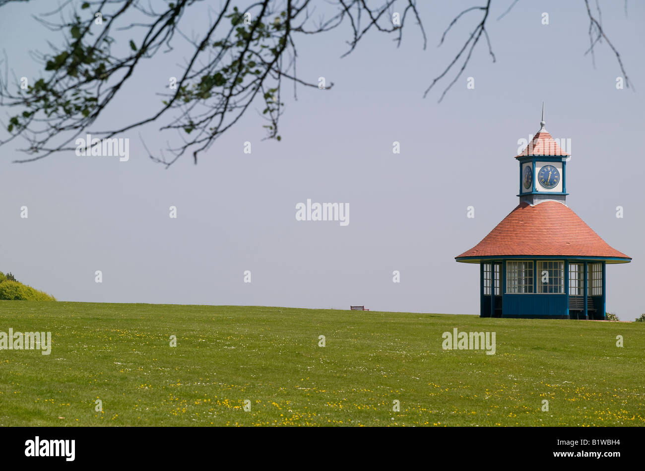 Refuge de l'horloge sur frinton and sea Banque D'Images