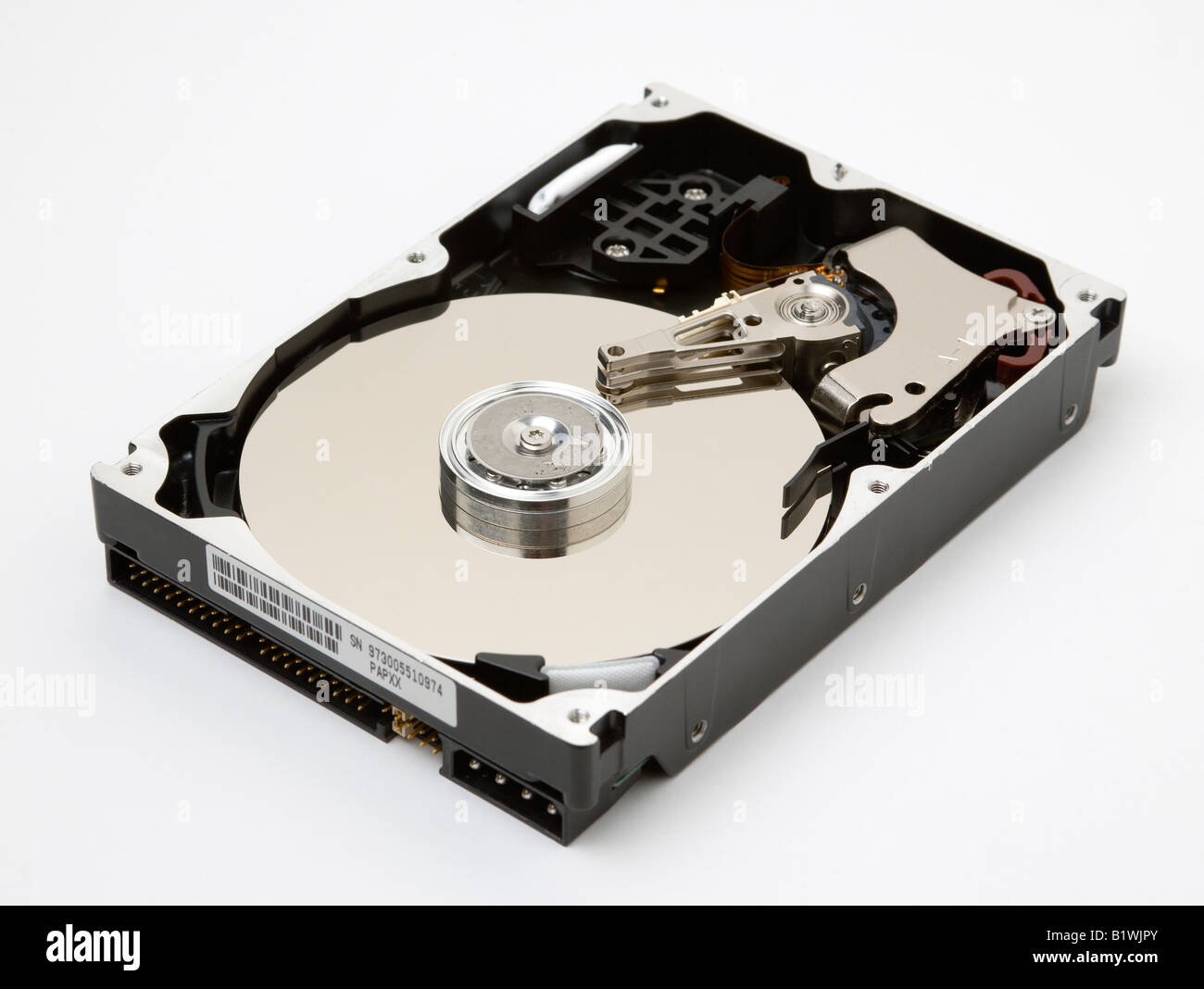 Il technologie Open Ordinateurs disque dur de l'ordinateur montrant le disque et mécanisme de lecture écriture Banque D'Images