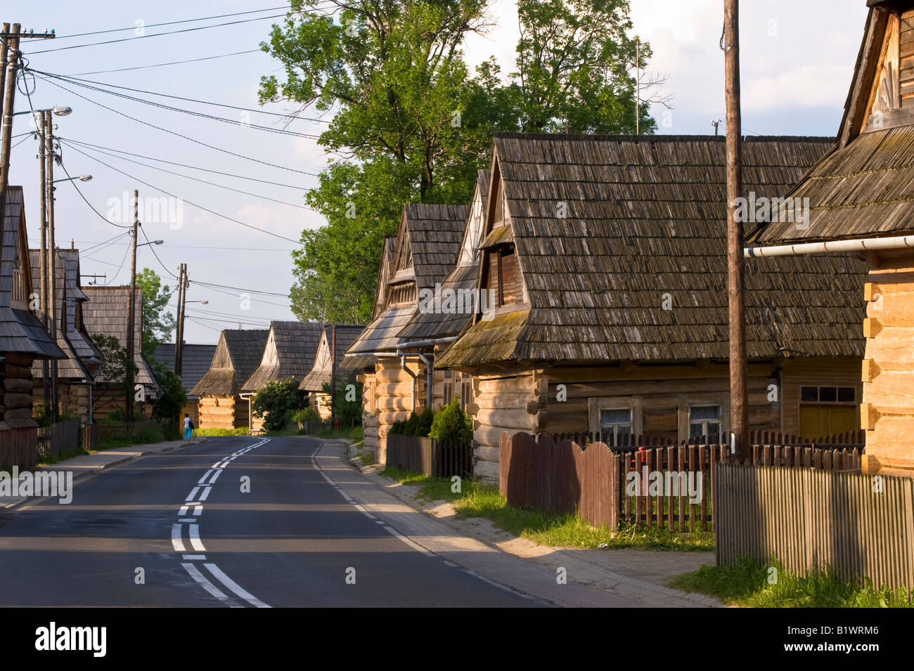 Une architecture traditionnelle en bois de Chocholow, village de la région de Podhale, Pologne Banque D'Images