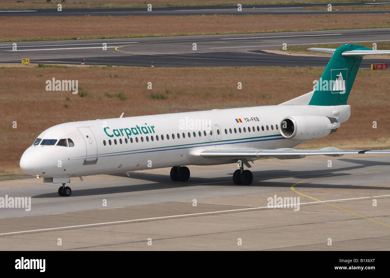 Carpatair Fokker 100 avion de ligne Avion de ligne fonctionne à partir de la Roumanie La Roumanie Banque D'Images