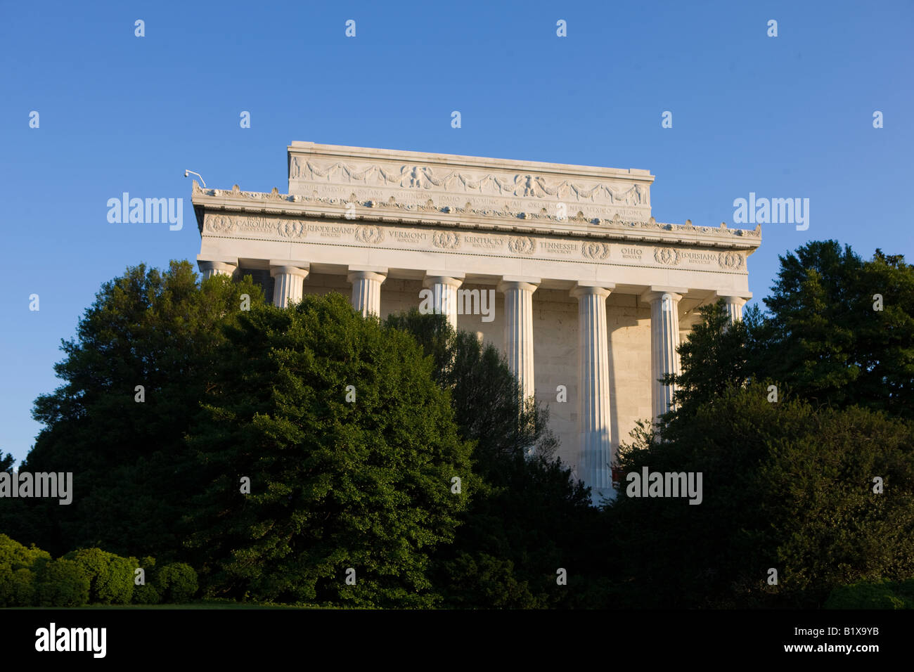 Le Lincoln Memorial est situé sur le National Mall à Washington, D.C. construit pour honorer le président Abraham Lincoln. Banque D'Images