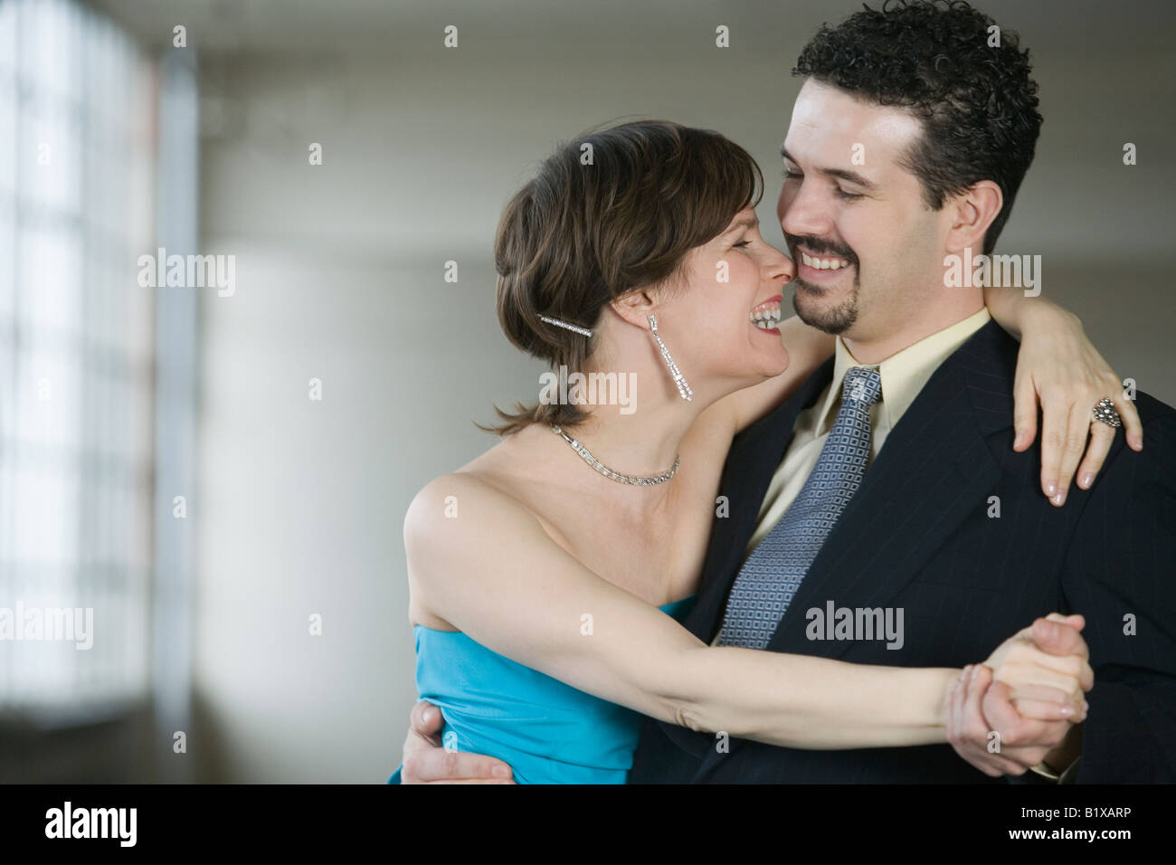 Close-up of a young couple dancing Banque D'Images