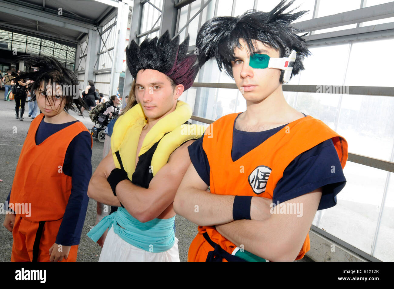 Les fans de manga japonais 'personnage' s'habiller comme leur héros pendant un événement de cosplay à Japan Expo foire-exposition. Banque D'Images