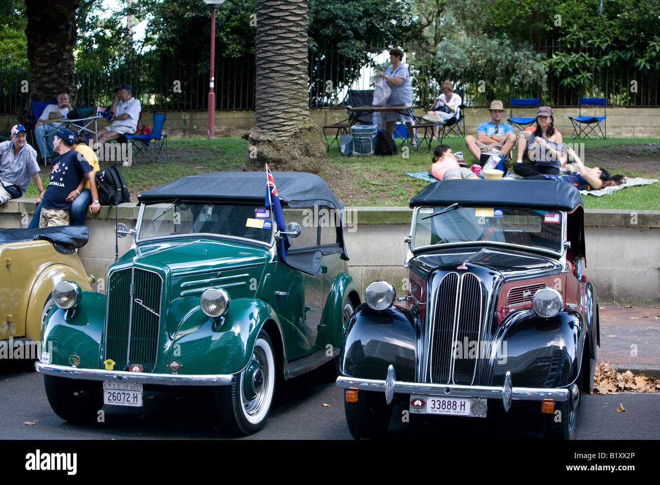 Voitures d'époque dans la rue macquarie, centre-ville de Sydney, partie des célébrations de la fête de l'Australie 2008, Sydney, Nouvelle-Galles du Sud, Australie Banque D'Images
