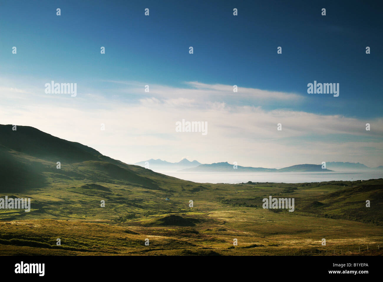 Voir la recherche à travers les îles de Eigg et rhum Banque D'Images