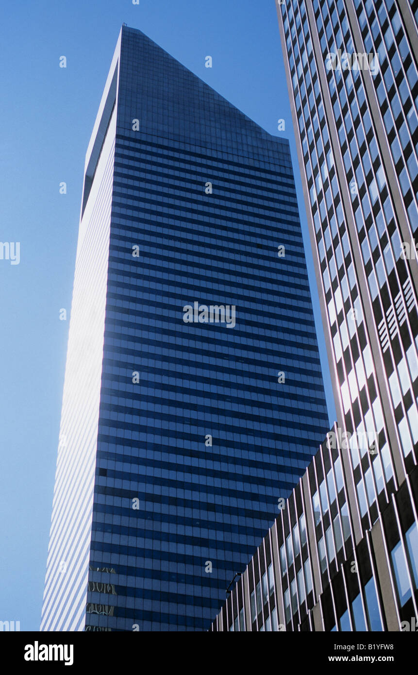 Gratte-ciel de la ville de New York : le siège social du Citigroup Center Building, anciennement Citicorp Center Building, sur Lexington Avenue. Repère désigné 2016. Banque D'Images
