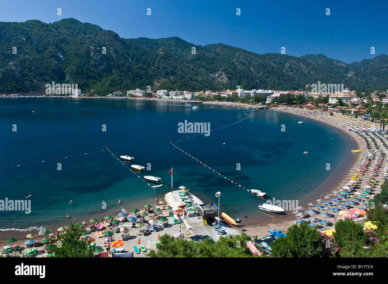 Vue sur la ville de Icmeler Resort du point de vue sur la façon de Marmaris Mugla Turquie Banque D'Images