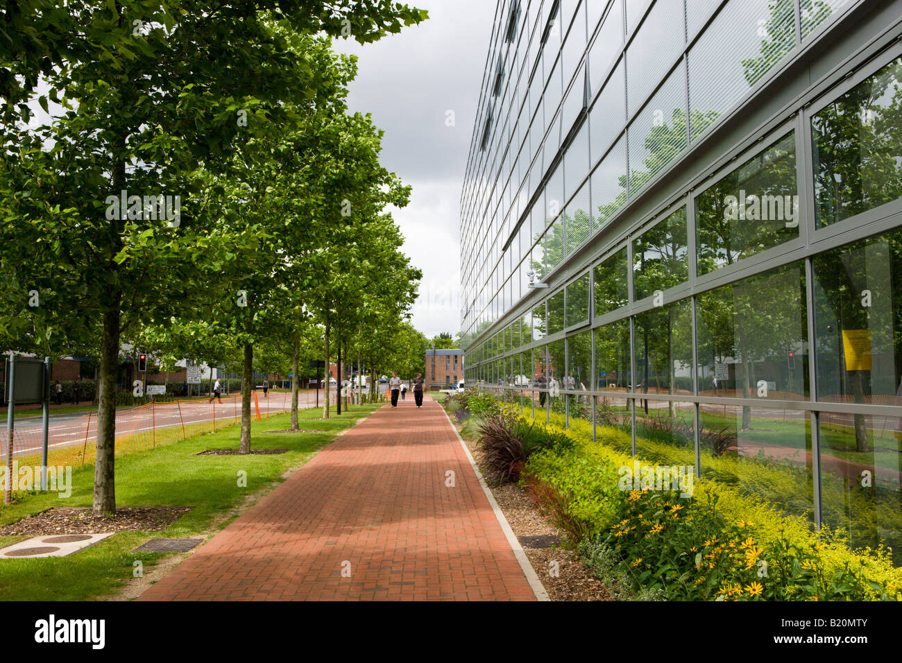Les bâtiments modernes à l'Université de Southampton SOUTHAMPTON Hampshire Angleterre campus Highfield Banque D'Images
