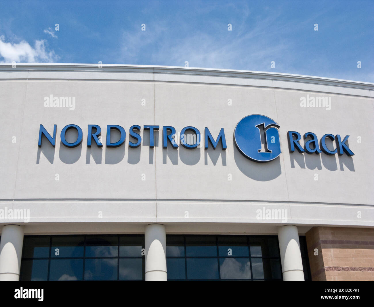 Nordstrom Rack store, King of Prussia Mall, New York, USA Banque D'Images