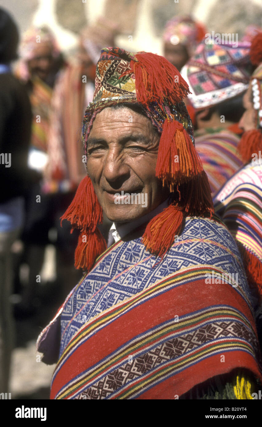 Robe traditionnelle à l'Inti Raymi festival, Cusco Pérou Banque D'Images