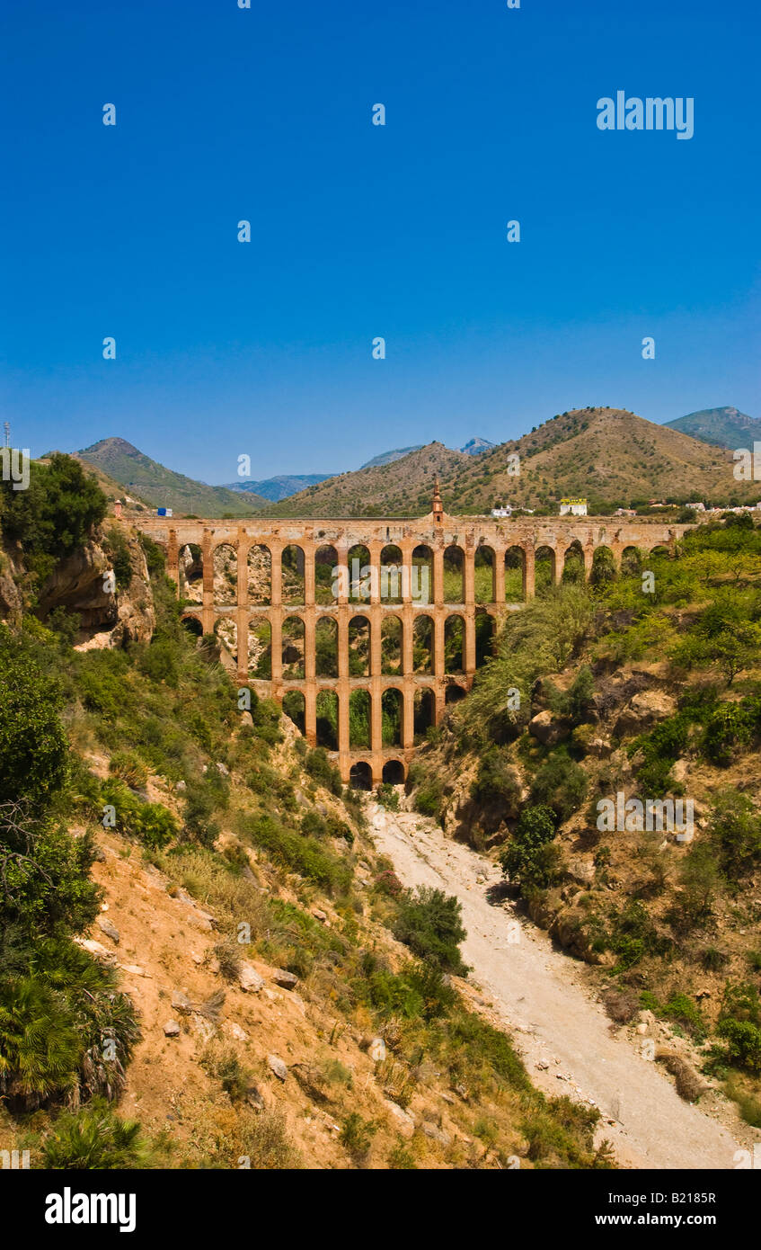 Águila Aqueduct Maro, Nerja, Costa Del sol, Axarquia, Espagne: Phillip Roberts Banque D'Images