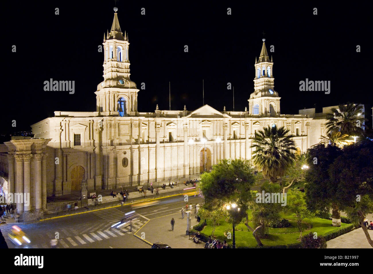 La Basilique Cathédrale de Arequipa situé sur la place principale (Plaza de Armas) d'Arequipa. Banque D'Images