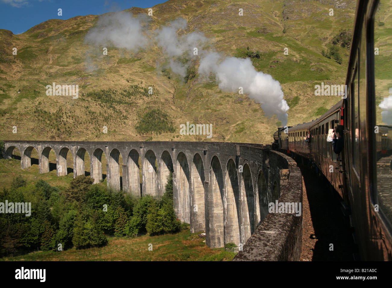 Passage du train à vapeur Jacobite viaduc de Glenfinnan Banque D'Images